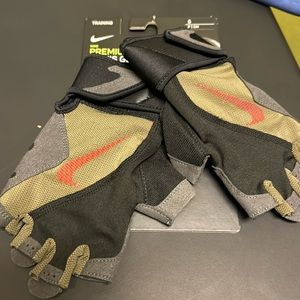 Nike Premium Training Gloves